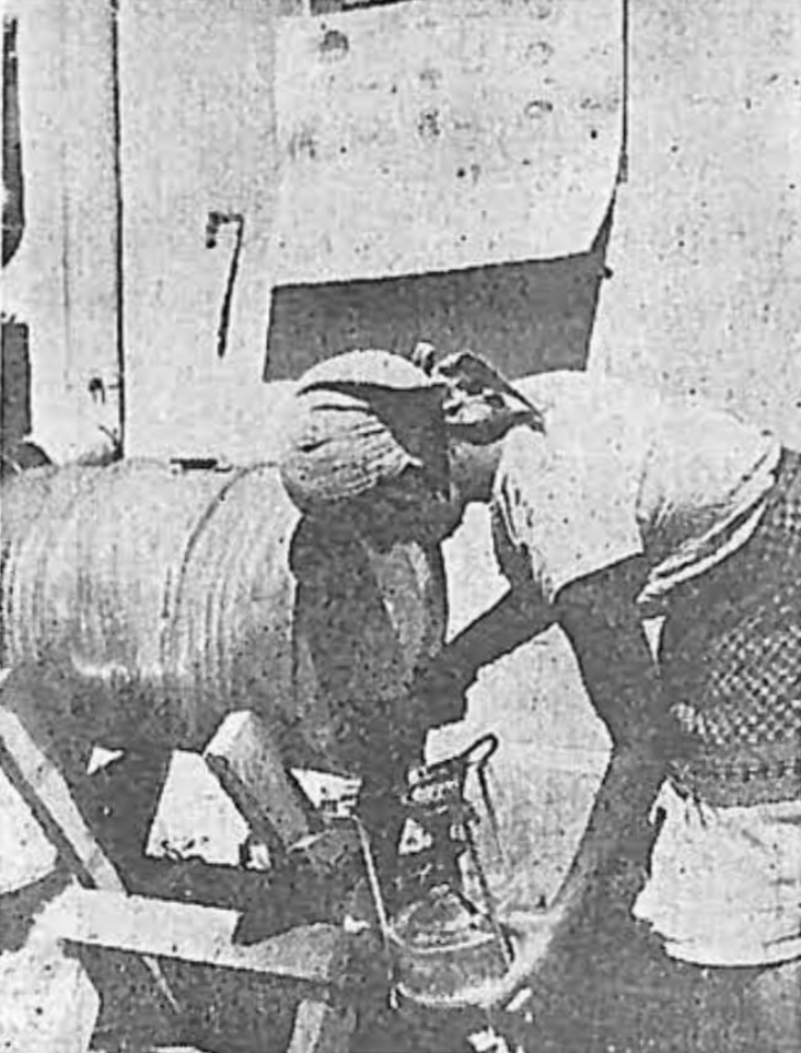 כירת נפט פרימוס — היא איננה חסרה באף בית בפלשתינה.