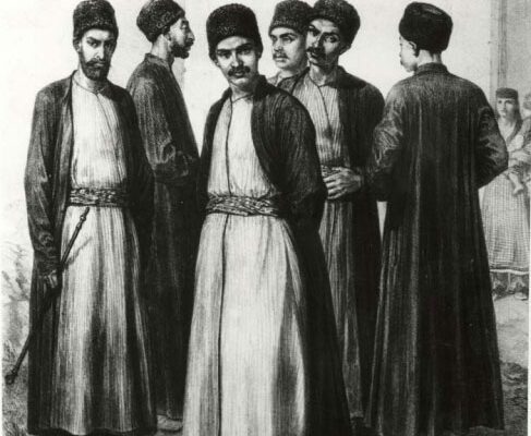 גברים קראים קרימצ'אקים (או קראים, קראילר) מקרים בלבוש מסורתי, המאה ה-19. אוגוסט ראפה, 1837.