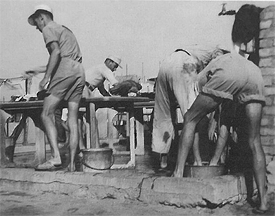 שבויי מלחמה גרמנים במצרים. צילום: לא ידוע.